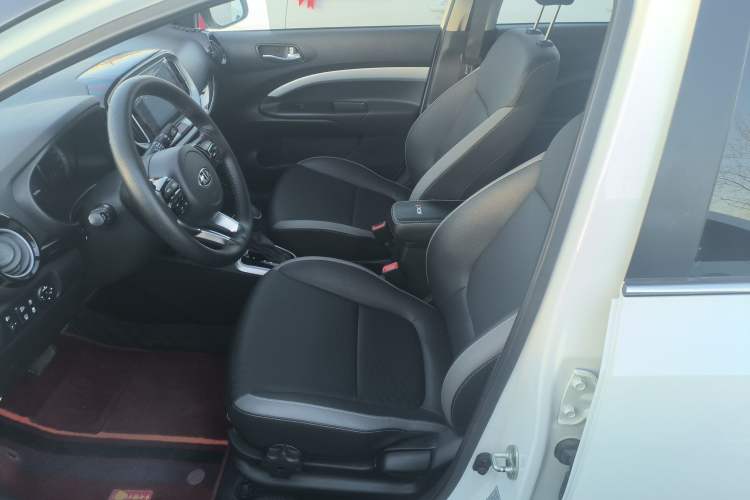 Used Kia kx1 Stonic 2019 1.4L Automatic Sport Edition China VI