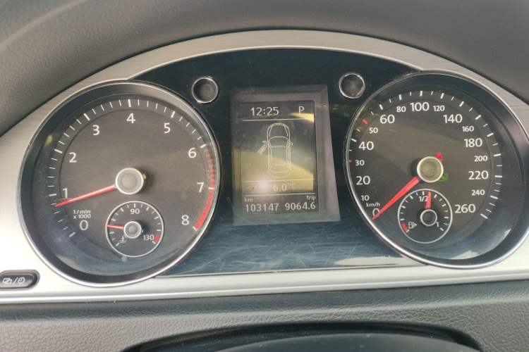 Used Volkswagen Magotan 2013 1.8TSI Premier Model
