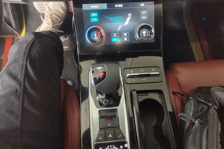 Used JETOUR X70 PLUS 2021 1.6T DCT 7-Seater
