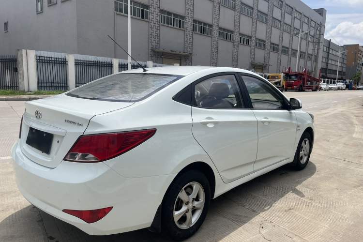 Used Hyundai Verna 2016 1.4L Automatic Smart GLS
