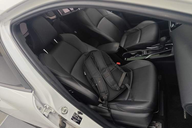 Used Toyota FRONTLANDER 2022 2.0L CVT Luxury PLUS Edition