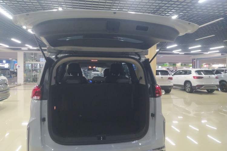 Used SAIC MAXUS G50 2023 PLUS 1.5T Automatic Custom Entry-Level Model
