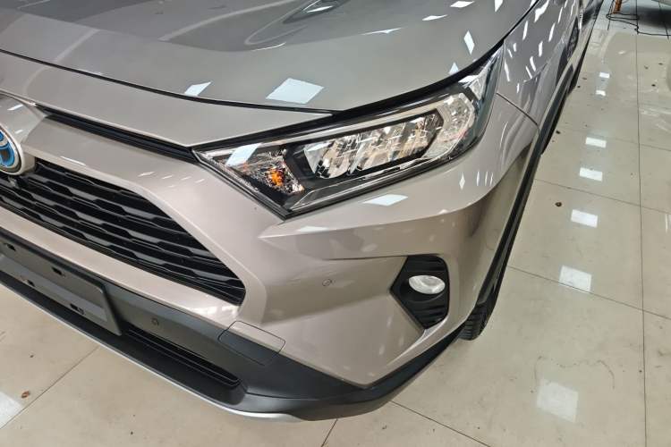 Used Toyota RAV4 2020 Dual-Engine 2.5L E-CVT Four-Wheel Drive Elite Edition
