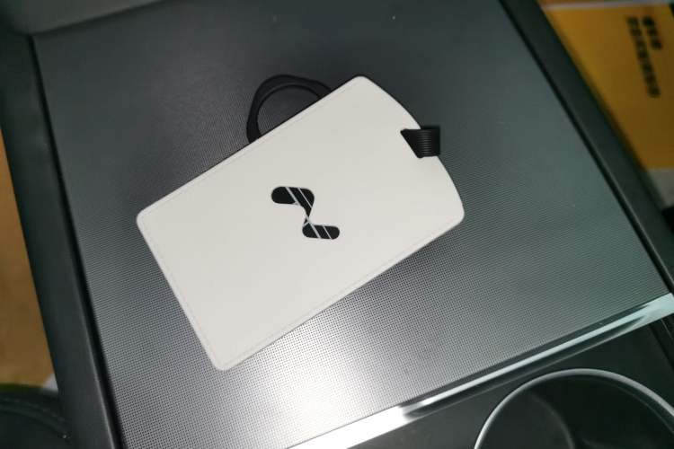 Used Tesla Model Y 2025 Rear-Wheel-Drive Version
