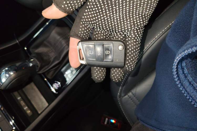 Used Volkswagen Touran 2018 Volkswagen Touran L 280TSI DSG Boundary Edition 7 Seats China V Emission Standard