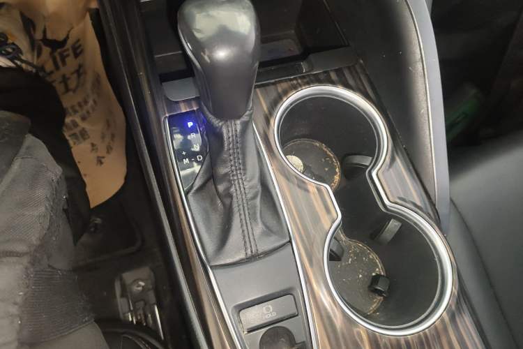 Used Toyota Camry 2019 2.0G Luxury Edition China VI Standard
