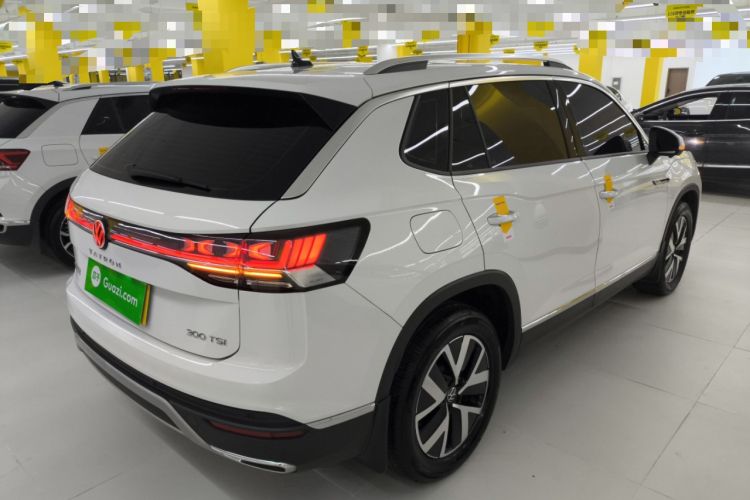 Used Volkswagen Tayron 2024 300TSI Two-Wheel-Drive Luxury Plus Advanced Version