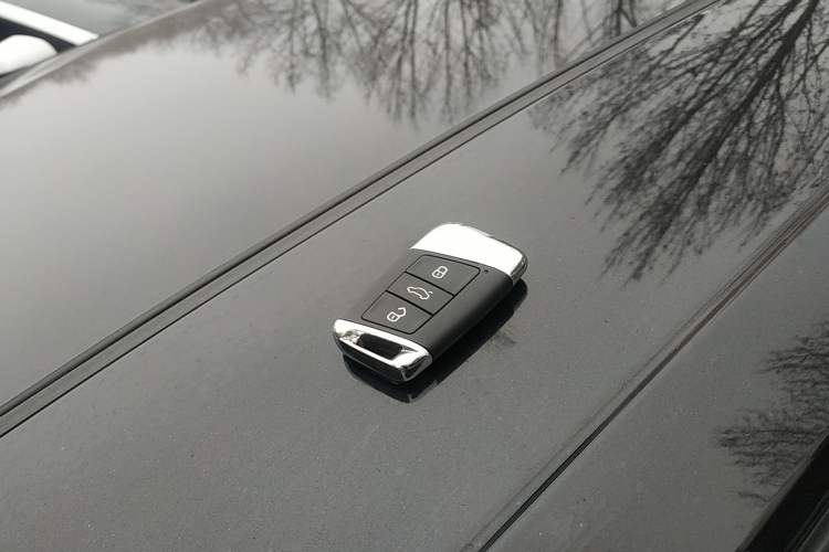 Used Volkswagen Magotan 2019 330TSI DSG Leading Model China VI Standard
