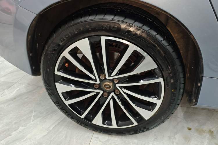 Used Volvo S60 2018 S60L T4 Smart & Ambitious Edition
