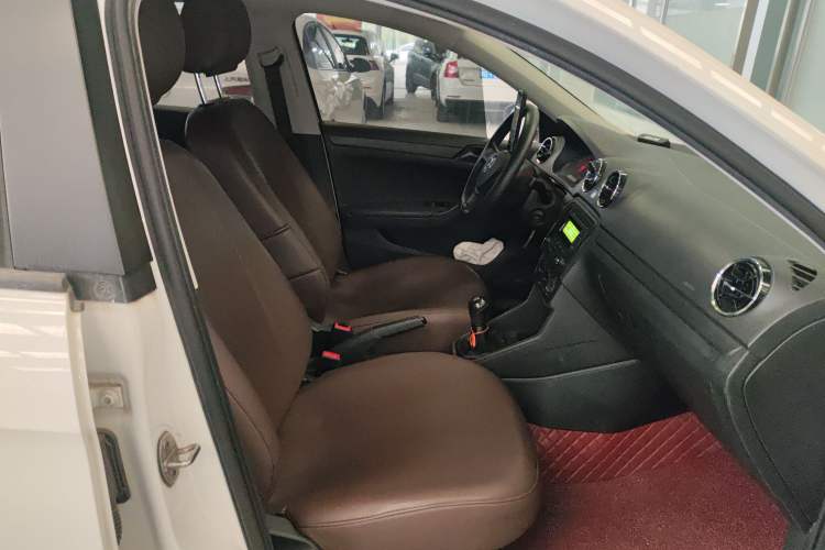 Used Volkswagen Jetta 2017 1.5L Manual Fashion Edition