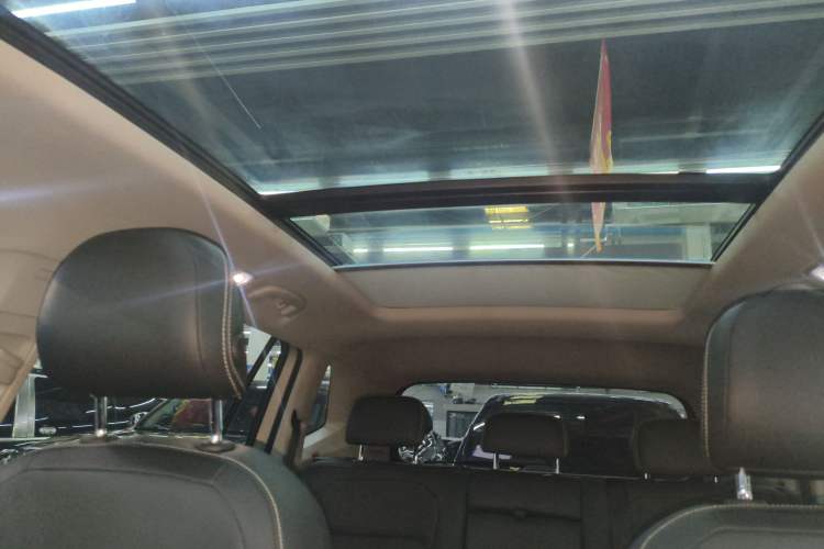 Used Volkswagen Tiguan L 2021 330TSI Automatic Two-Wheel Drive R-Line Enhanced Edition