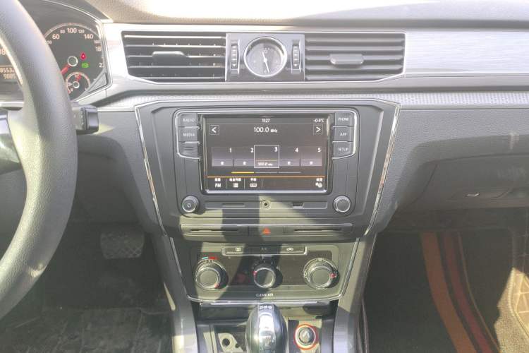 Used Volkswagen Passat 2017 280TSI DSG Luxury Edition