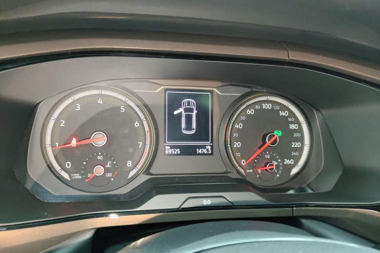 Used Volkswagen Tharu 2020 280TSI Two-Wheel Drive Luxury Edition China VI Standard