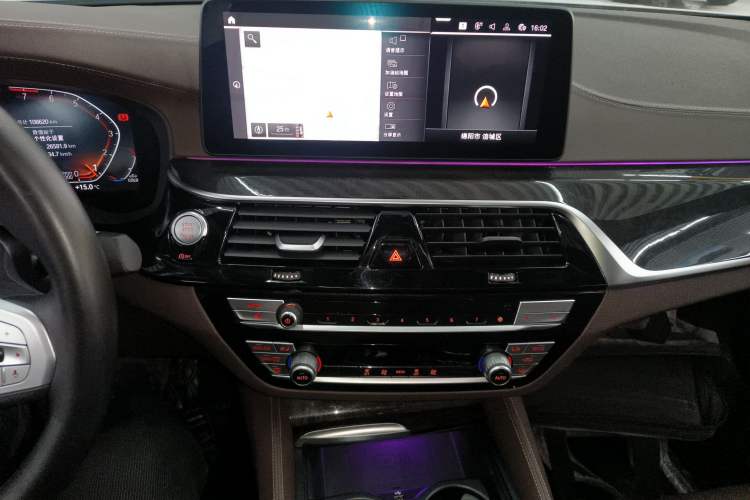 Used BMW 5 Series 2022 Second Facelift 525Li M Sport Package
