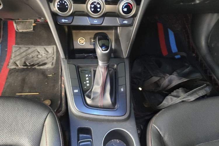 Used Hyundai Elantra 2020 1.4T Dual-Clutch Xuan Dong · Dynamic Version
