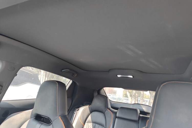 Used Changan UNI-T 2022 2.0T Prestige Version
