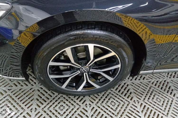 Used Volkswagen Magotan 2020 330TSI DSG Leading Model
