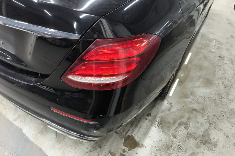 Used Mercedes-Benz E-Class 2018 Facelift E 200 L
