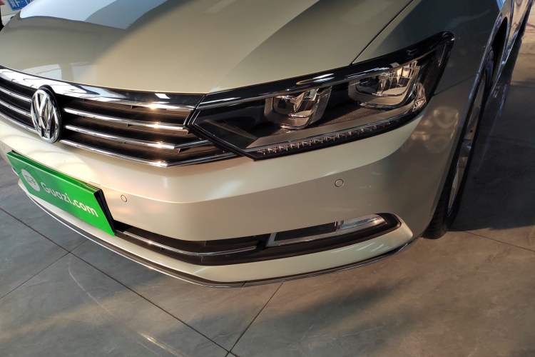 Used Volkswagen Magotan 2018 Facelift 330TSI DSG Luxury Model
