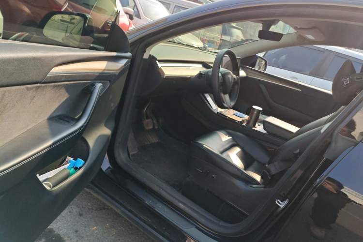 Used Tesla Model Y 2022 Rear-Wheel-Drive Version