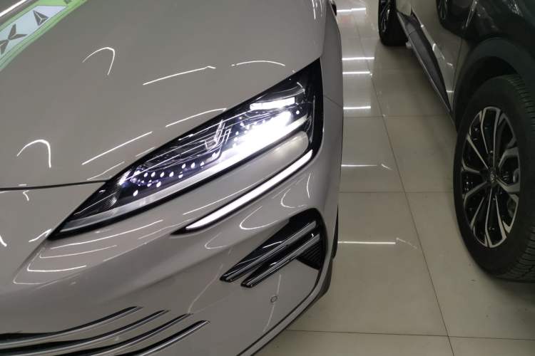 Used BYD Song PLUS New Energy 2025 DM-i 160KM Flagship PLUS
