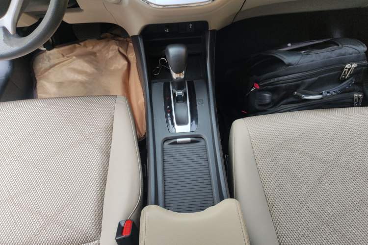 Used Honda Jade 2016 1.8L Automatic Comfort Elite Version 5 Seats
