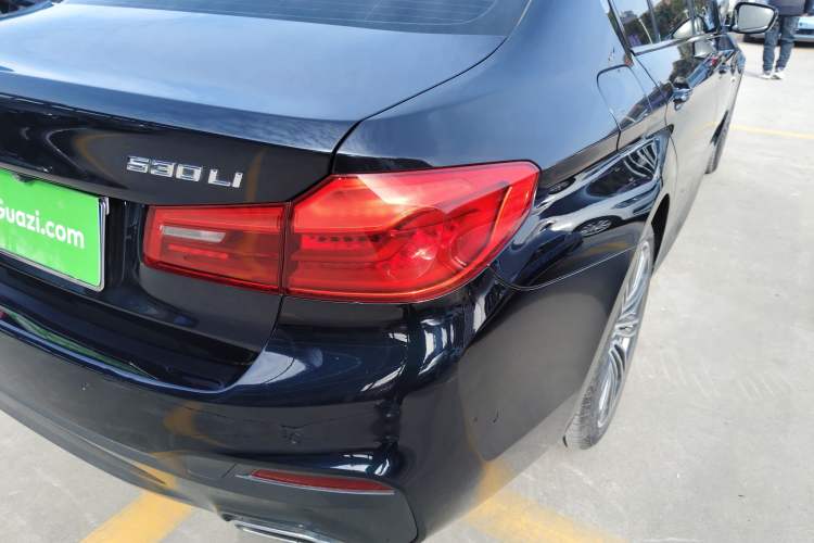 Used BMW 5 Series 2018 Restyled 530Li Leading Edition M Sport Package
