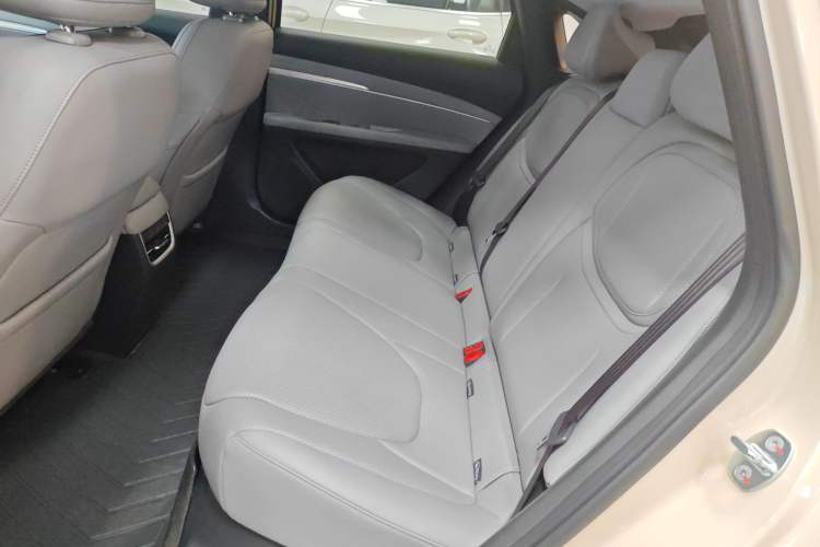 Used XPeng MONA M03 2024 620 with Ultra-Long Range