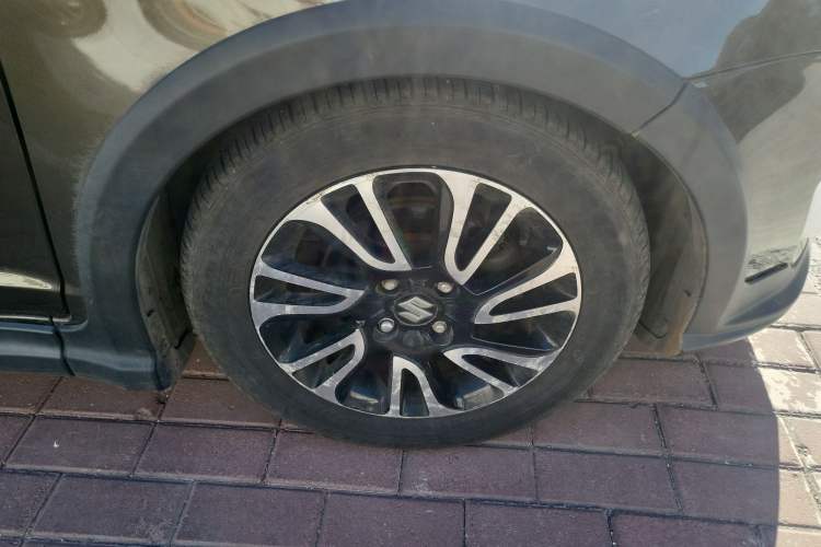 Used Suzuki Swift 2014 1.5L Automatic Fashion Edition
