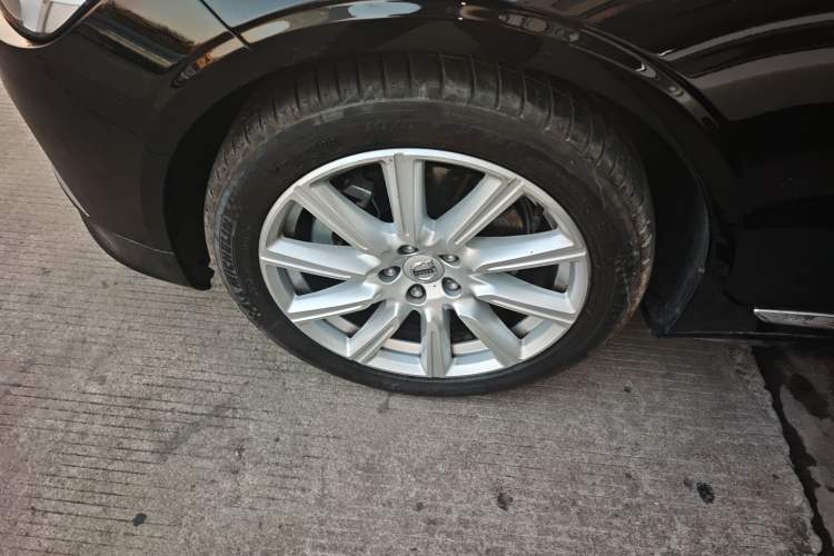 Used Volvo S90 2020 T5 Zhiyi Luxury Edition