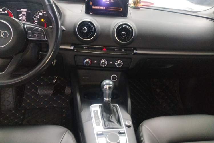 Used Audi A3 2019 Limousine 35 TFSI Ambition China VI