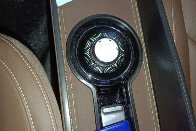 Used Wuling Bingo 2023 333 km Lingxi Connected+ Version
