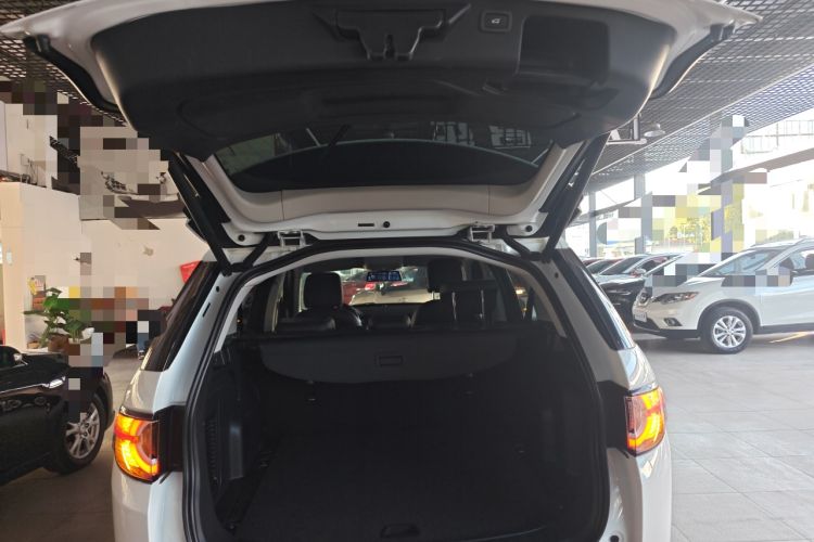 Used Land Rover Discovery Sport 2018 240 PS SE Version