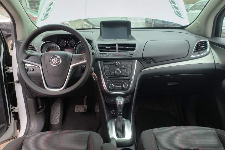 Used Buick Encore 2015 1.4T Automatic Two-Wheel Drive Urban Elite Version
