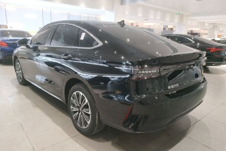 Used Chery Fengyun A8 
