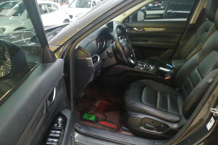 Used Mazda CX-5 2020 2.0L Automatic Two-Wheel Drive ZhiZun Version
