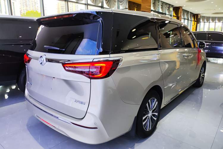 Used Buick GL8 2023 ES Lu Zun Comfort Model
