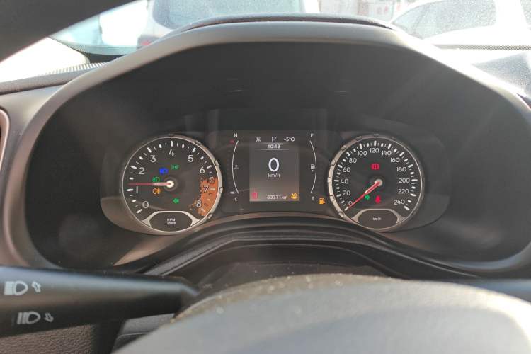 Used  Renegade 2018 Connected Large Screen Version 180T Automatic High-Energy Edition