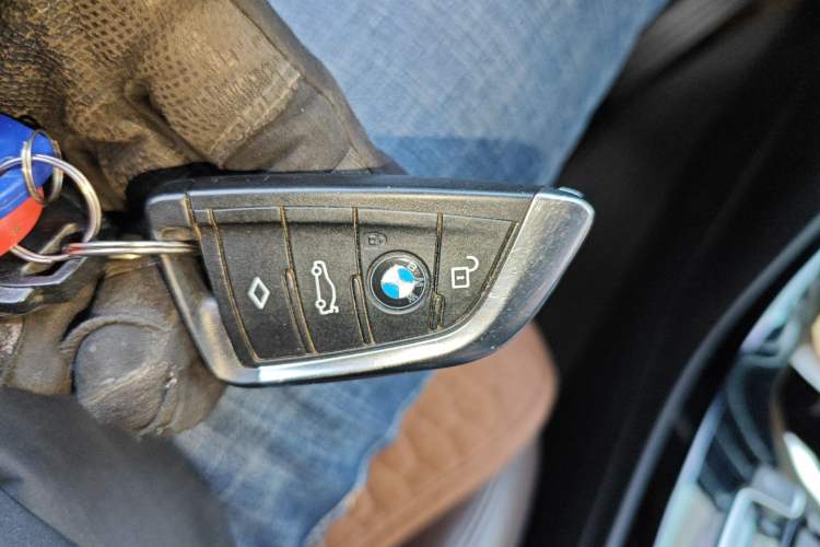 Used BMW iX3 2021 Leading Type
