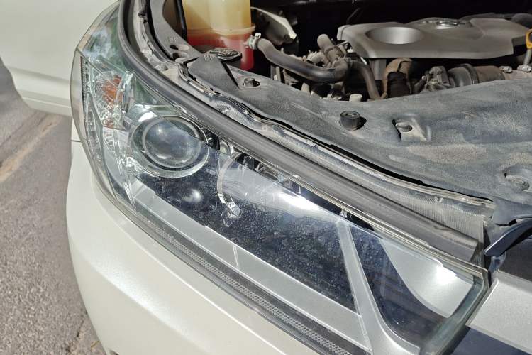 Used Toyota Highlander 2018 2.0T Four-Wheel Drive Luxury Edition 7 Seats China V Emission Standard
