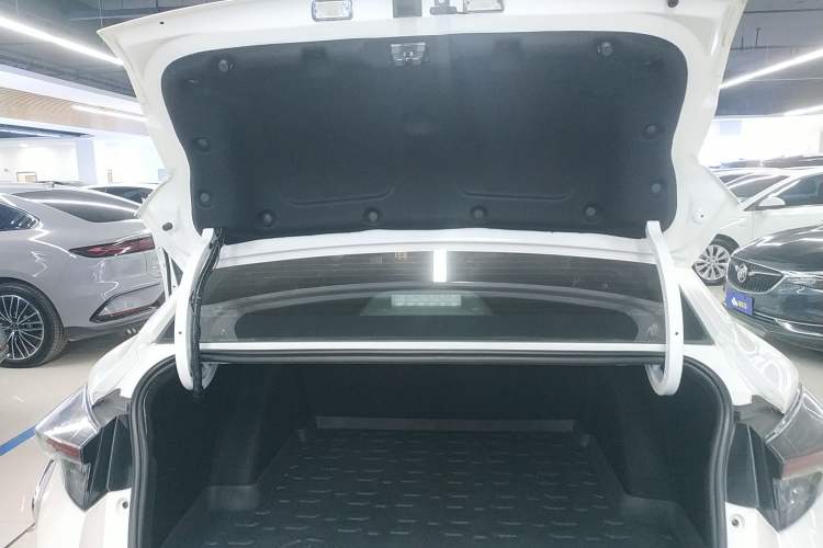 Used Dongfeng Aeolus Yixuan 2021 230T Automatic ZuiFeng Edition