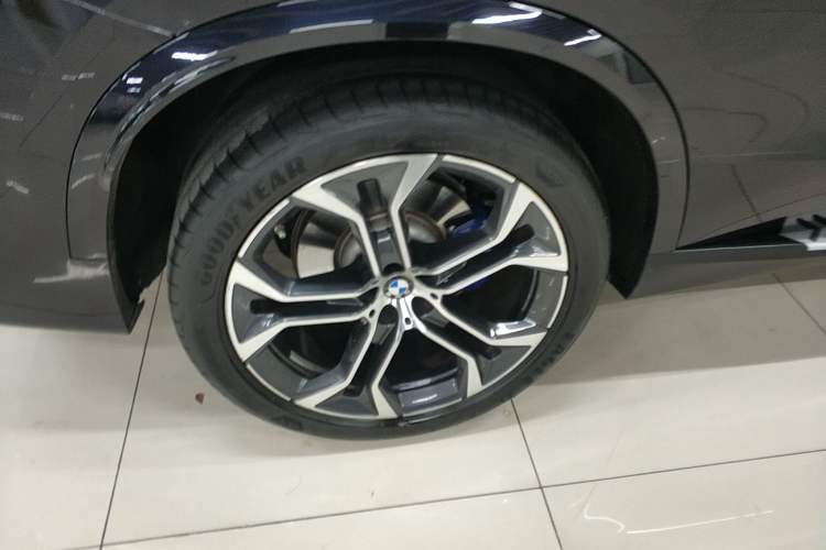 Used BMW X5 2022 Restyled xDrive 40Li Luxury Edition M Sport Package
