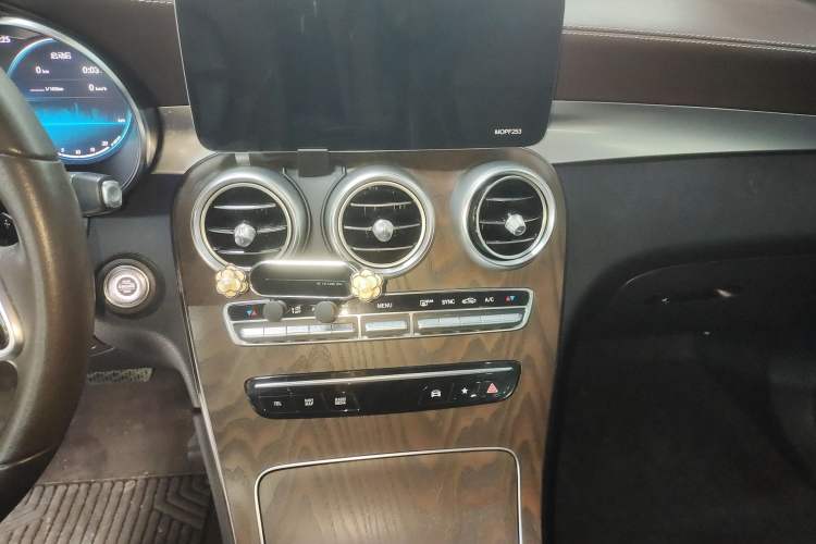 Used Mercedes-Benz GLC 2020 Facelift GLC 260 L 4MATIC Luxury Edition