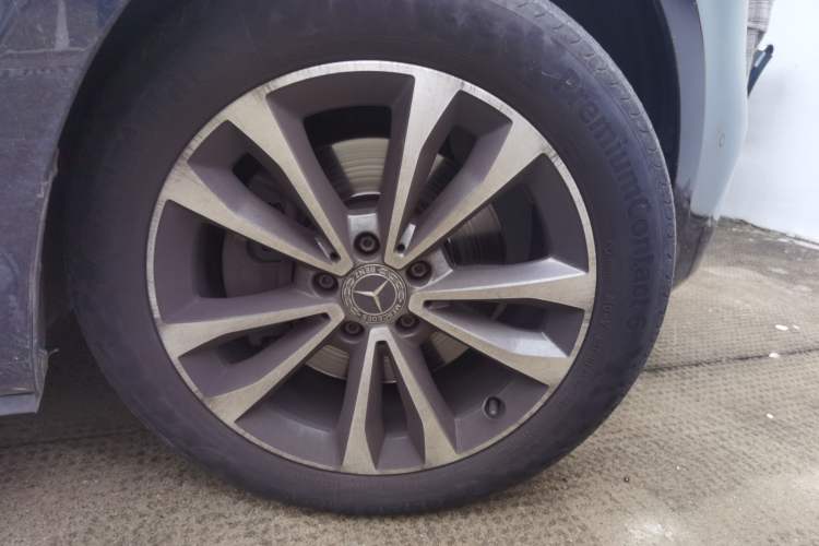 Used Mercedes-Benz V-Class 2020 V 260 Avantgarde Edition
