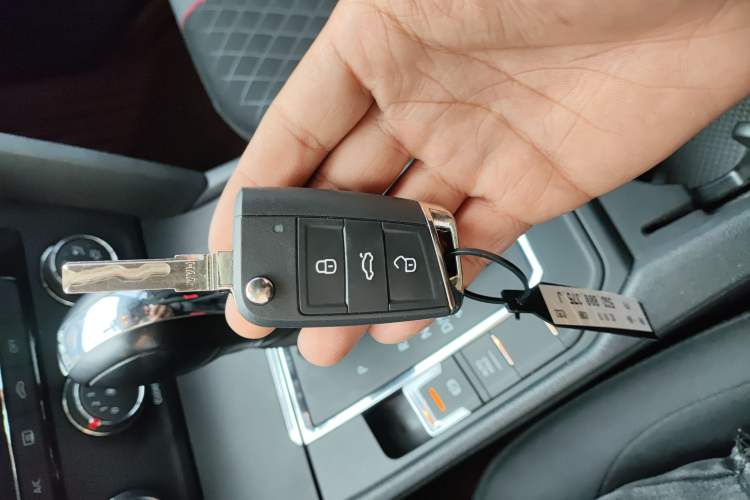 Used Volkswagen Lamando 2019 230TSI DSG Fashion Edition China VI
