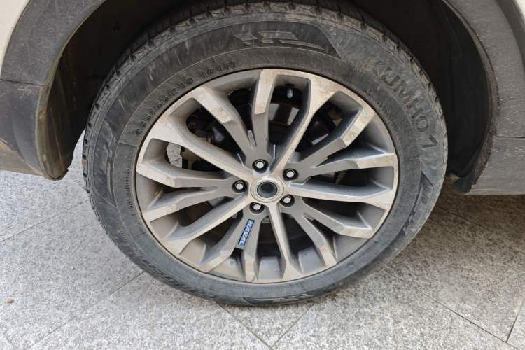 Used Haval H6 2017 Blue Label 2.0T Automatic Two-Wheel Drive Smart Edition
