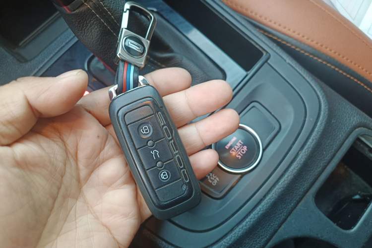 Used Qoros 5 2018 1.6T Automatic Leading Model
