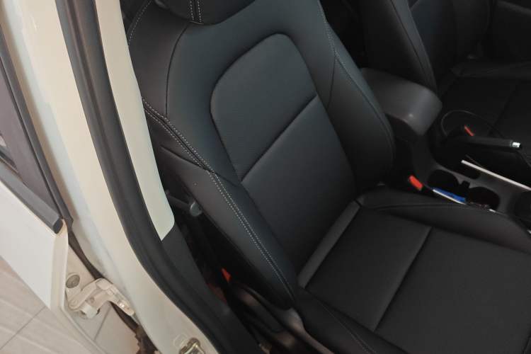 Used Chevrolet Trax 2019 Redline 335T CVT Trendy Version China VI Standard
