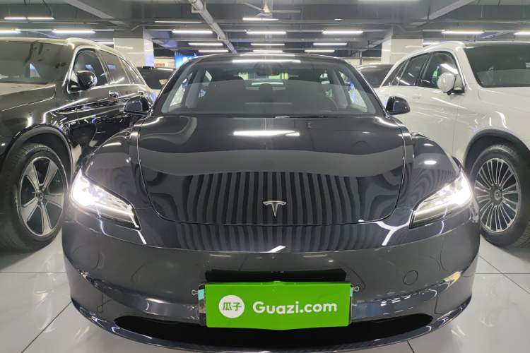 Used Tesla Model 3 2025 Rear-Wheel-Drive Version
