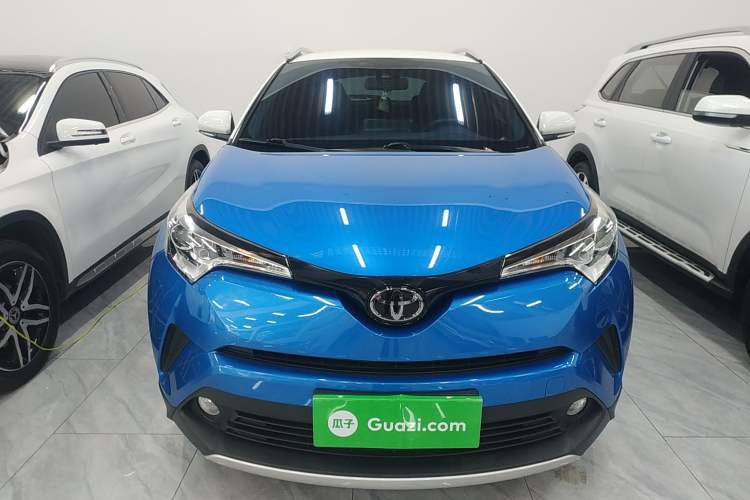 Used Toyota IZOA 2018 2.0L Yichi Edition China V Standard